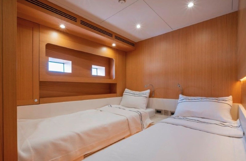 Mural Yachts Mural 85