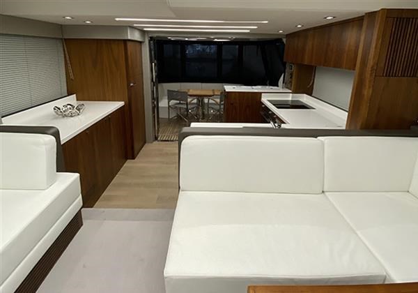 Sunseeker Manhattan 52