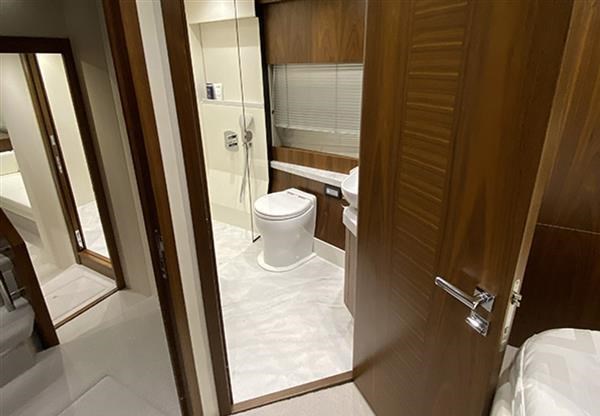 Sunseeker Manhattan 52