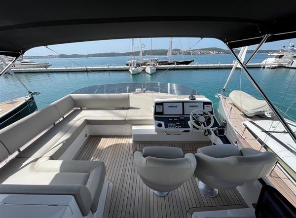 Sunseeker Manhattan 52