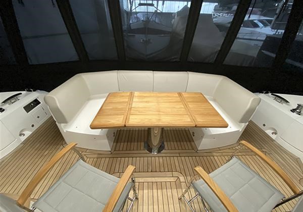 Sunseeker Manhattan 52