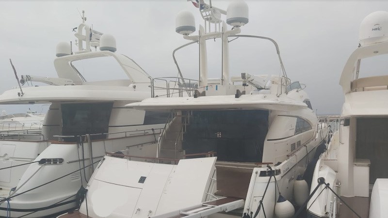 Fairline Squadron 74