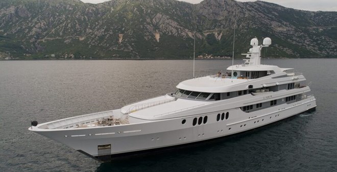 megayachts Feadship 65M