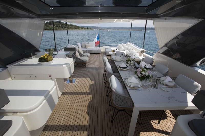 Ferretti 960 Fly