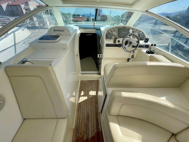 Jeanneau Prestige 30S