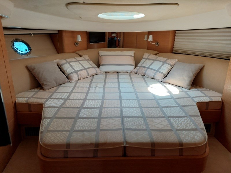 Cranchi Mediteranee 43