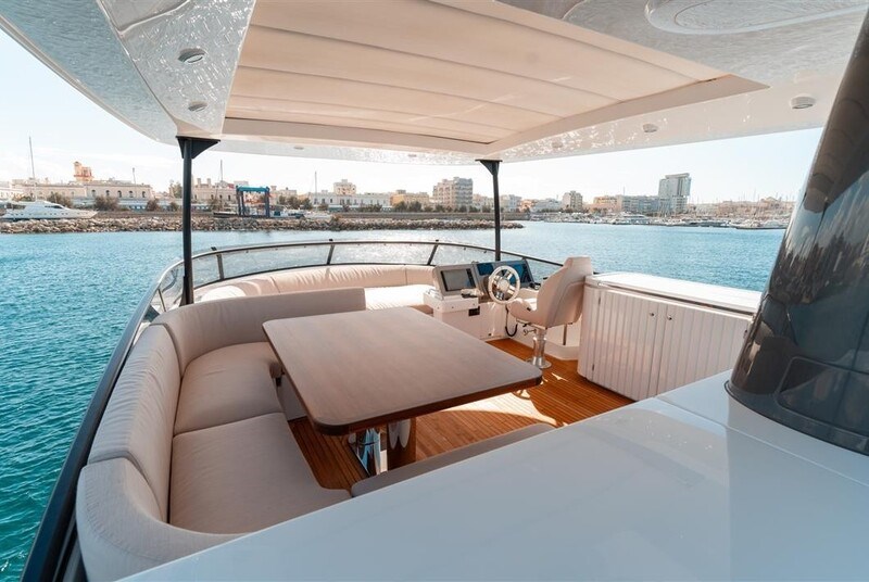 Azimut Magellano 66 EVO