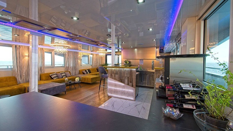 Mini cruiser Premier