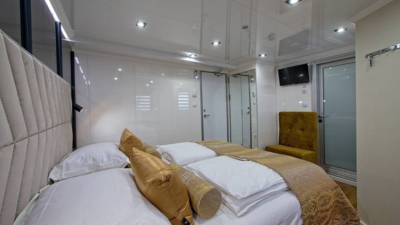 Mini cruiser Premier