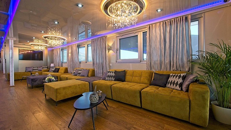 Mini cruiser Premier