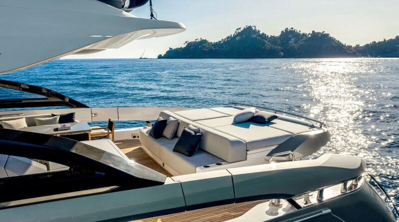 Azimut S8