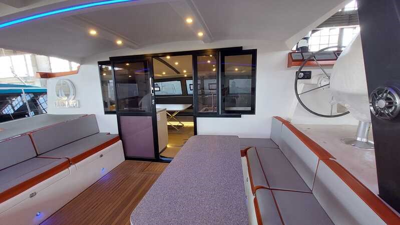 Luna 47 Power Orange