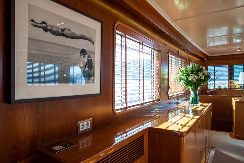 Feadship 32M
