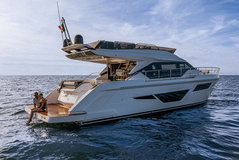 Ferretti 580