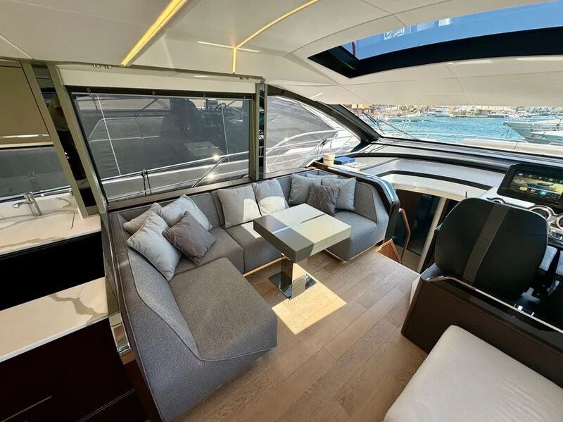 Sunseeker 65 Sport