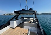 Ferretti 670