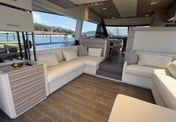 Ferretti 670