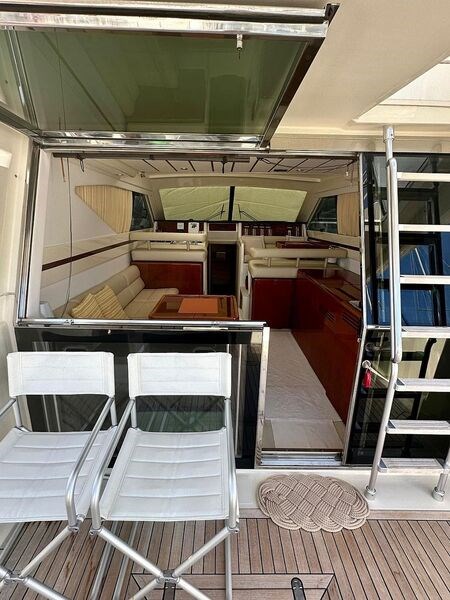 Ferretti 43