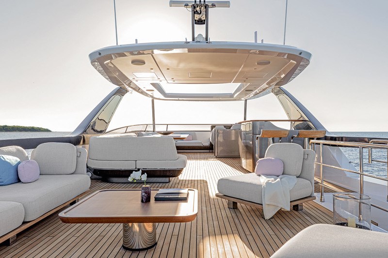 Azimut Grande 26M