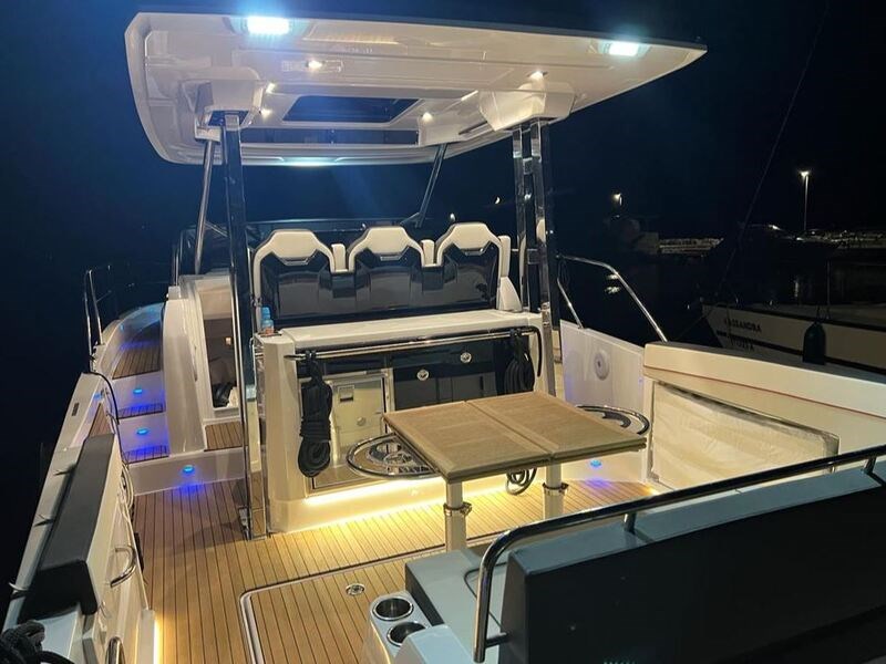 Jeanneau Cap Camarat 10.5 WA