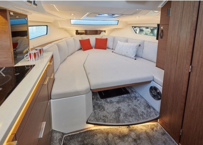 Jeanneau Cap Camarat 10.5 WA