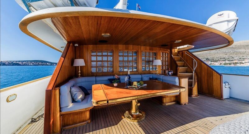 Benetti 35 M