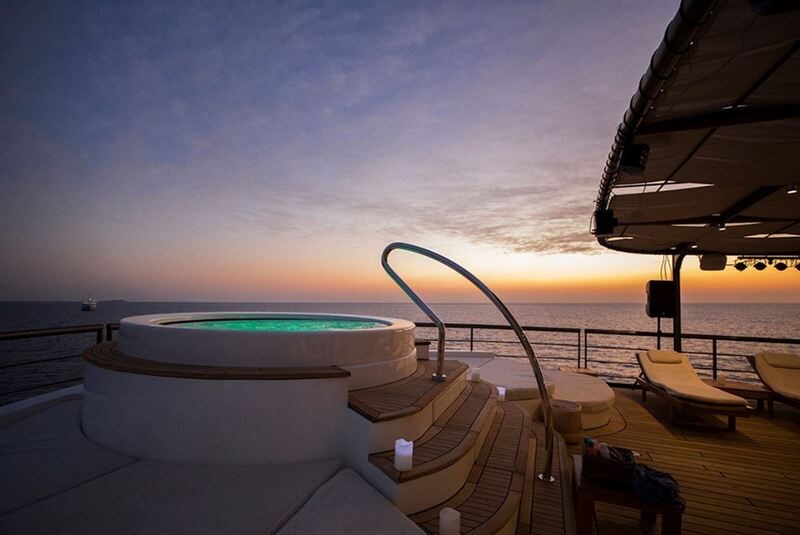 M/Y Chakra