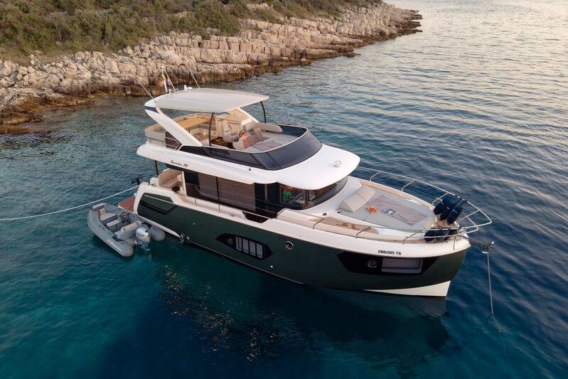 Absolute 48 Navetta