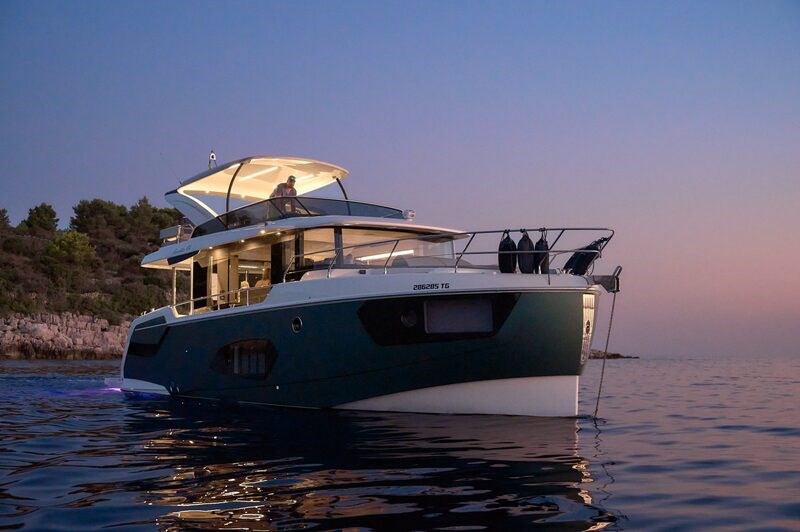 Absolute 48 Navetta