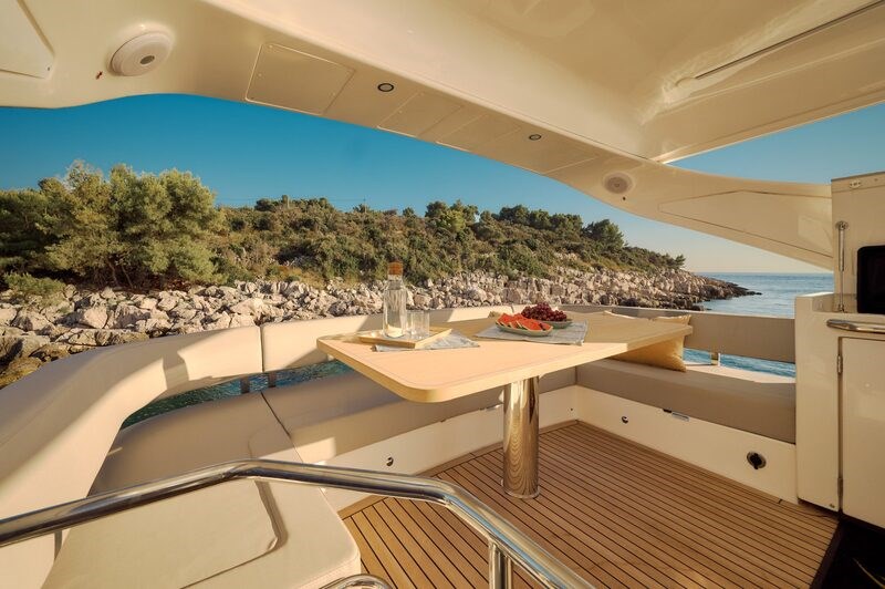 Absolute 48 Navetta