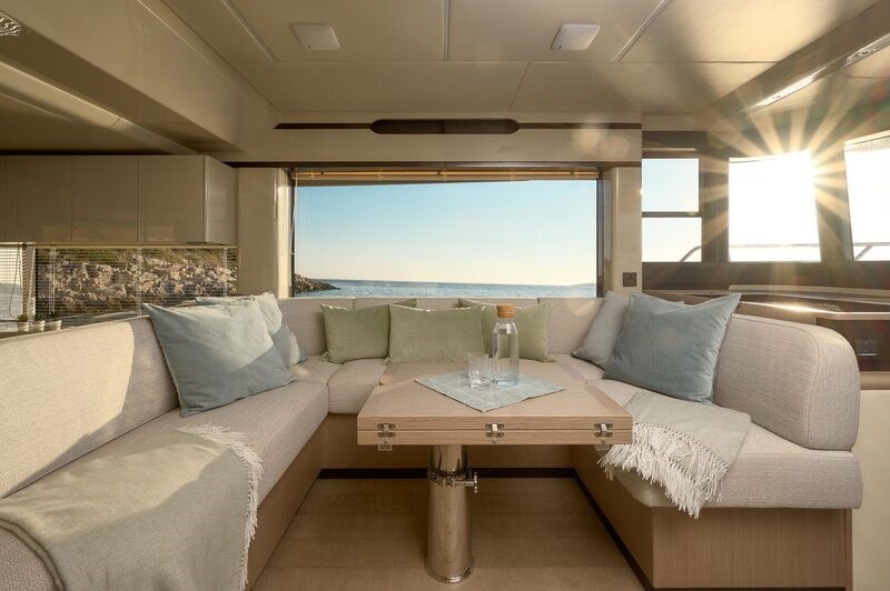 Absolute 48 Navetta