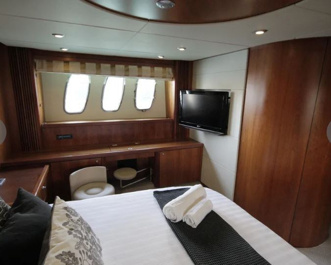 Sunseeker Predator 72