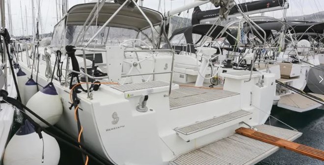 Beneteau Oceanis 51.1