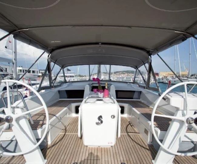 Beneteau Oceanis 51.1