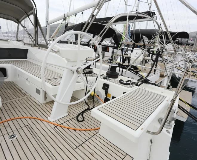 Beneteau Oceanis 51.1