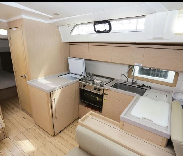 Beneteau Oceanis 51.1