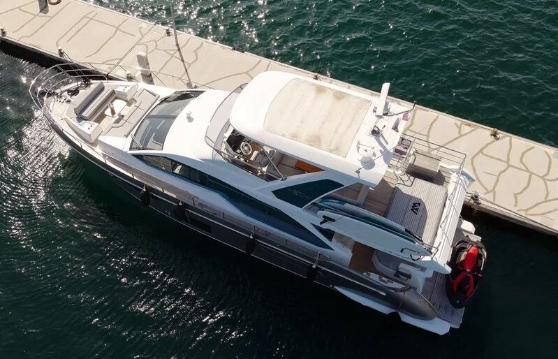 Azimut 60 Fly