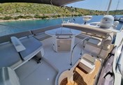 Azimut 47 Fly