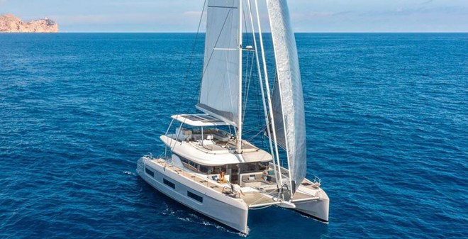 catamarans Lagoon 60