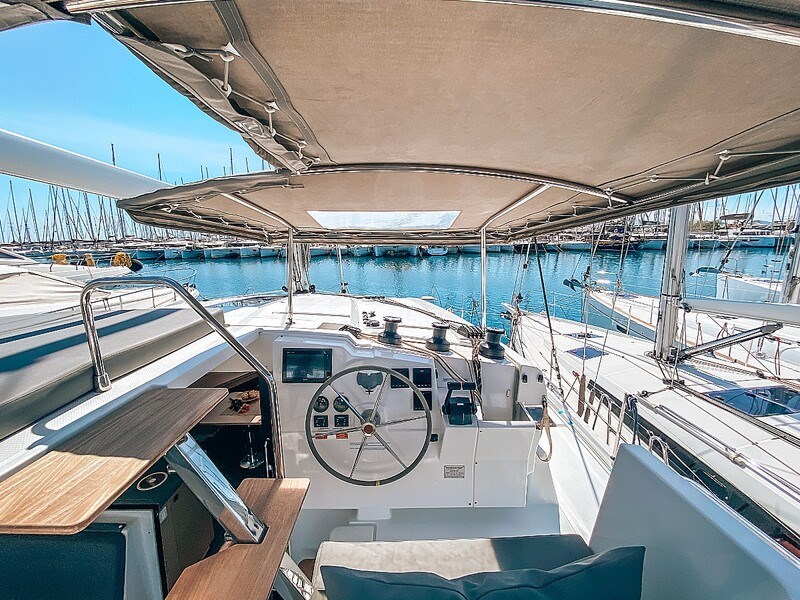 Fountaine Pajot Lucia 40 owner