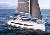 Fountaine Pajot Aura 51