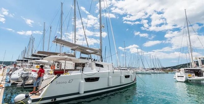 Fountaine Pajot 47