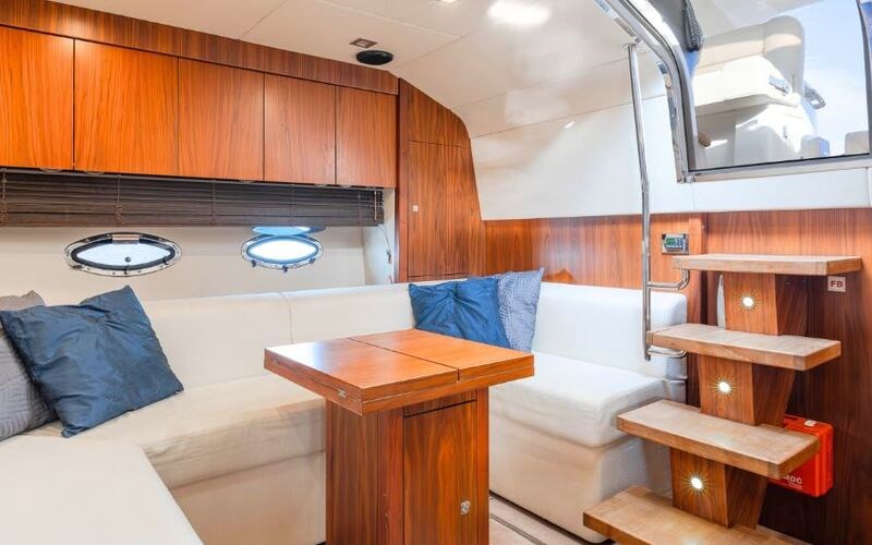 Sunseeker Portofino 48