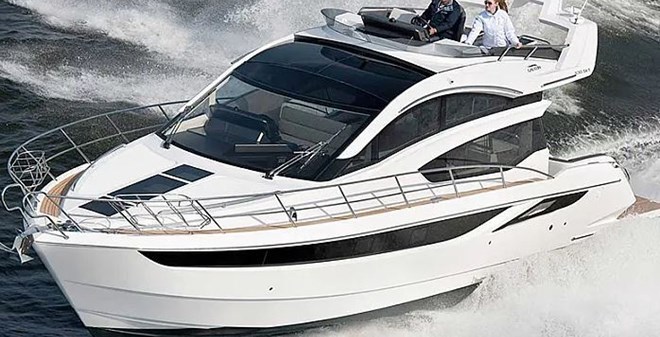 Galeon 430 Skydeck