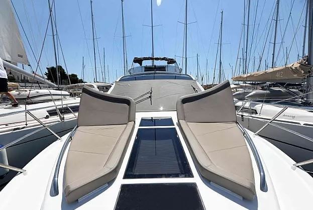 Galeon 430 Skydeck