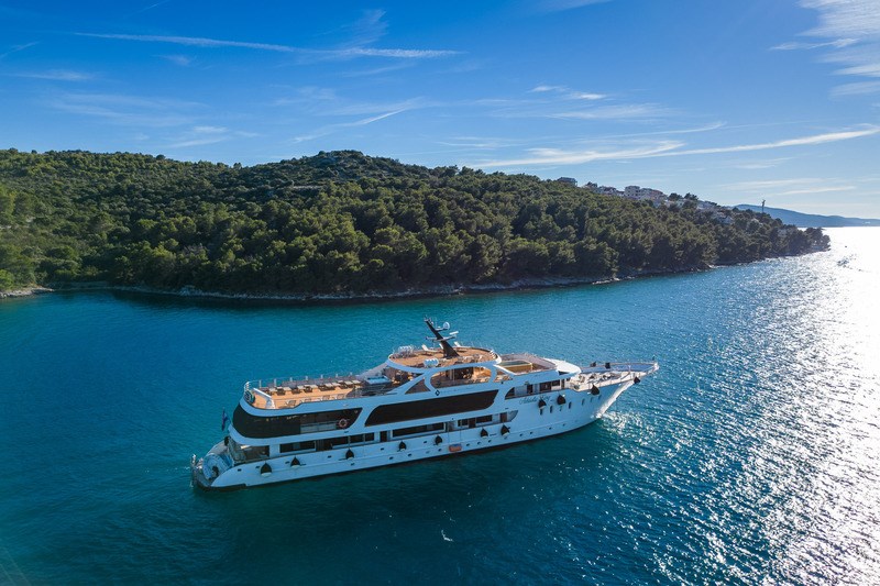 Mini cruiser Adriatic King