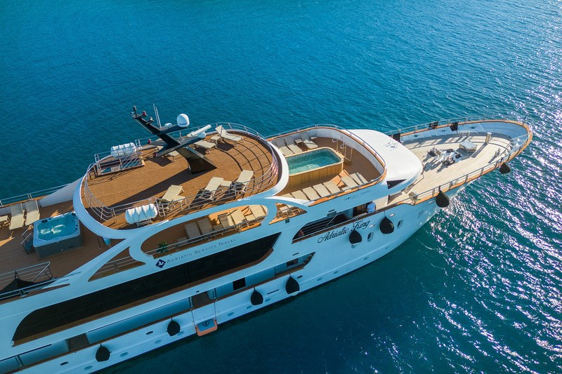 Mini cruiser Adriatic King