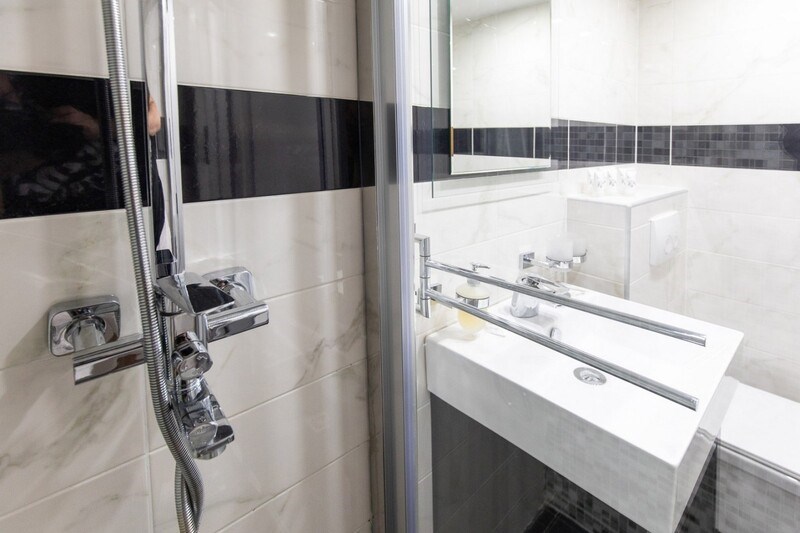 Mini cruiser Adriatic Queen