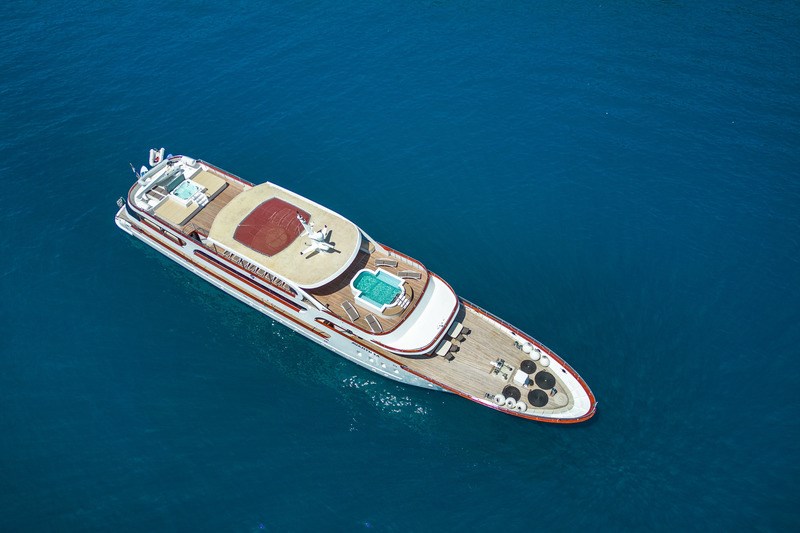 Mini cruiser Avantura