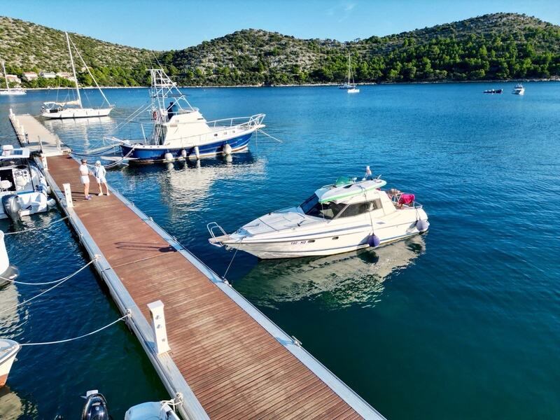 Sunseeker Monterey 27c